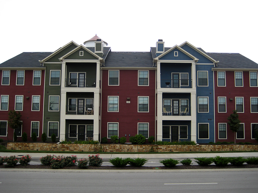 Multi-unit housing complex