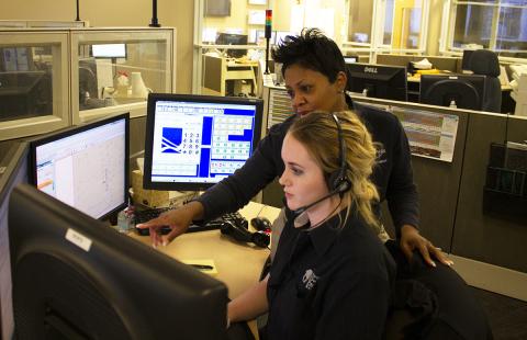911 call center operators working together