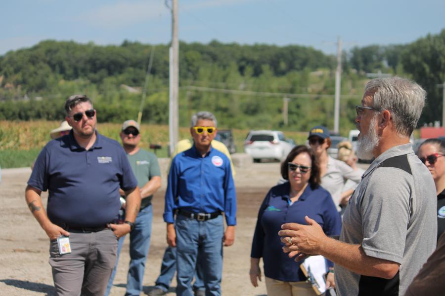 Kevin Anderson leads EPA delegation on tour of Missouri Organic Recycling